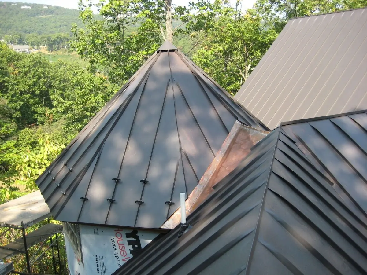 Professional Roof Tarp Installation by Craftsman Roofing in Wellington
